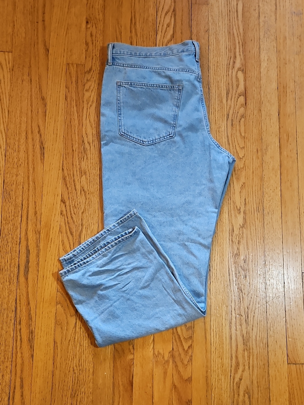 H&M | Light Denim Blue Relaxed Fit Jeans | Size US Mens 38/32